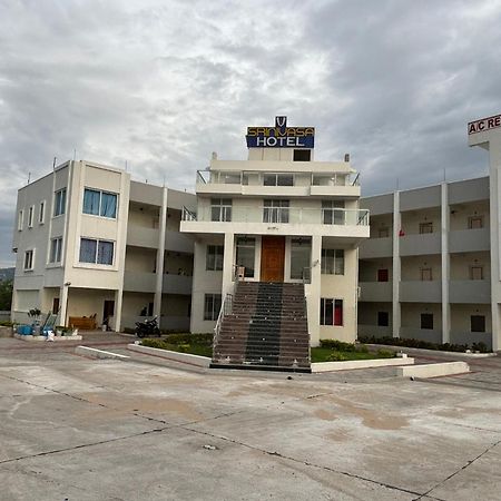 Srinivasa Hotel Tirupati Exteriér fotografie